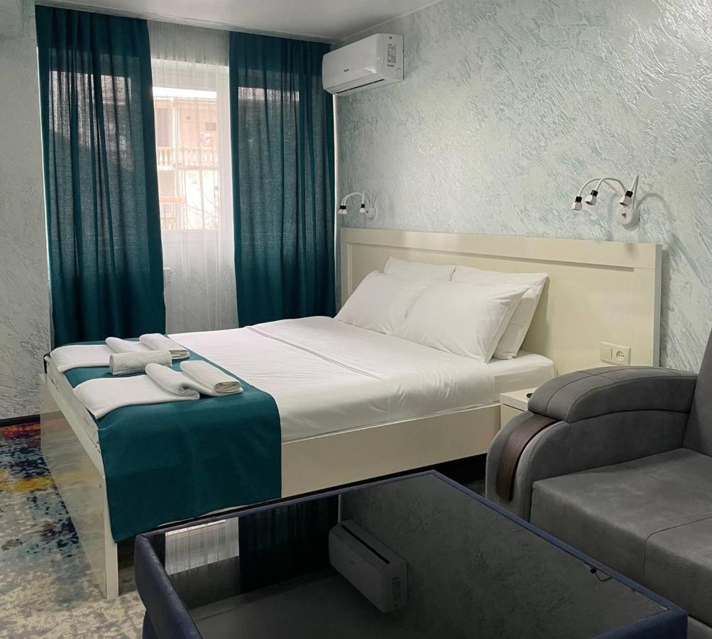 Hotel Sonata Batoumi Extérieur photo