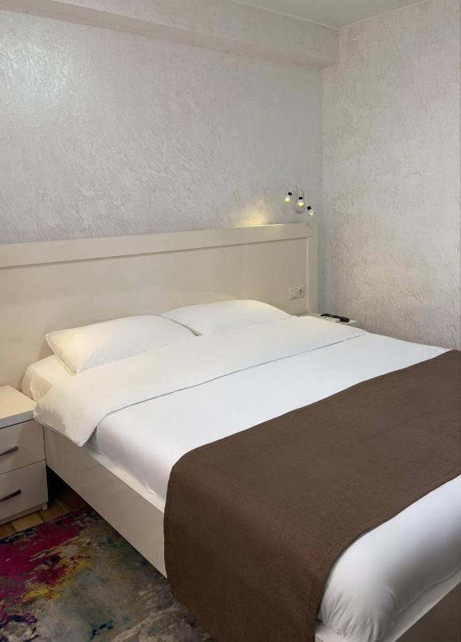 Hotel Sonata Batoumi Extérieur photo