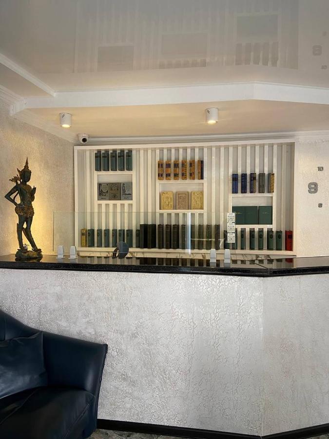 Hotel Sonata Batoumi Extérieur photo