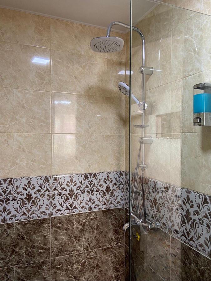 Hotel Sonata Batoumi Extérieur photo